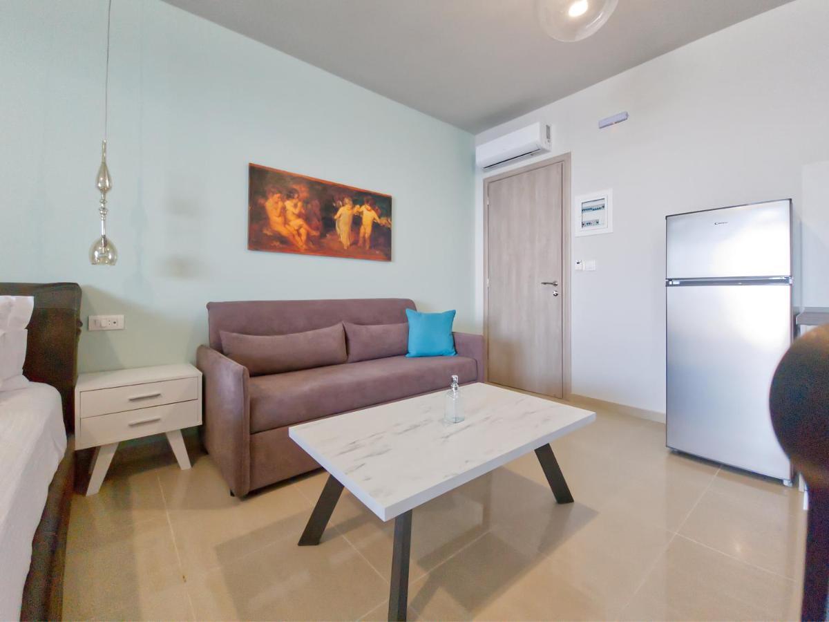 Epipleon Luxury Suites -105- Δωμάτιο 35Τμ Με Βεράντα 35Τμ Μπροστά Στη Θάλασσα Nafpaktos Zewnętrze zdjęcie